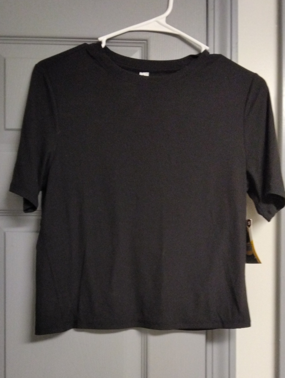 Classic Short Sleeve Crewneck Tee in Charcoal Small
